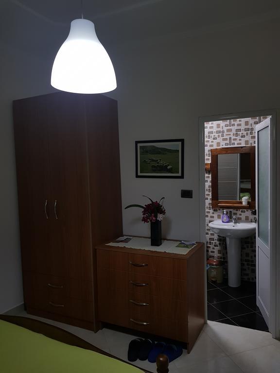 Ilir Guest House 1 Permet Exterior photo